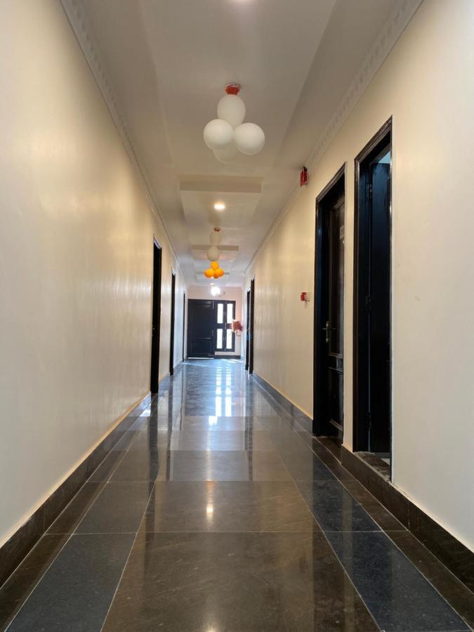 S.R Plaza Hotel Khurja Exterior photo